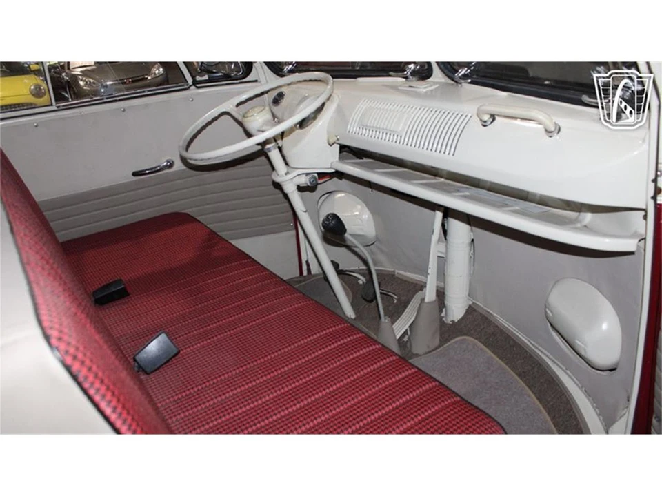 1969 Volkswagen Bay-Window Bus - Image 7 of 31