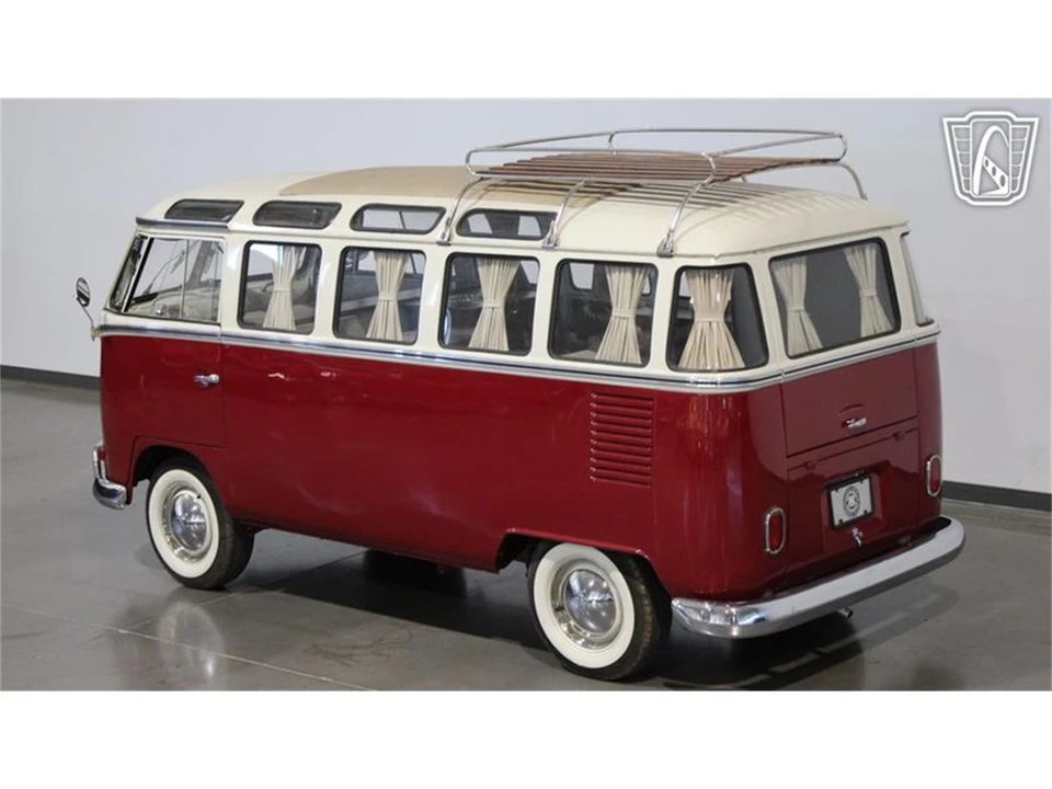 1969 Volkswagen Bay-Window Bus - Image 22 of 31