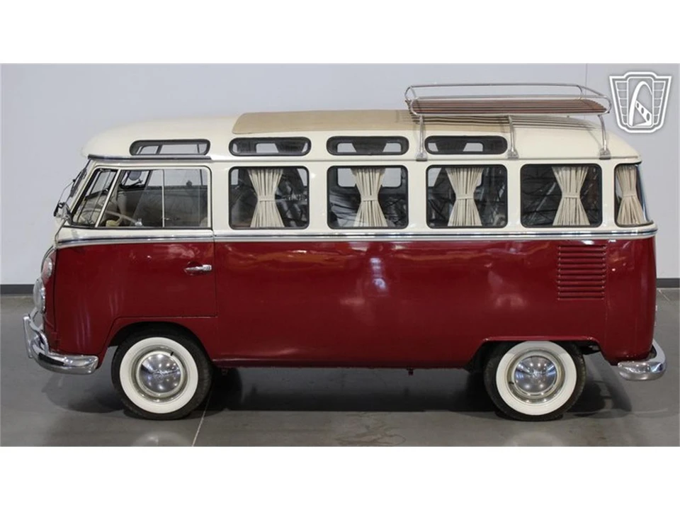 1969 Volkswagen Bay-Window Bus - Image 23 of 31