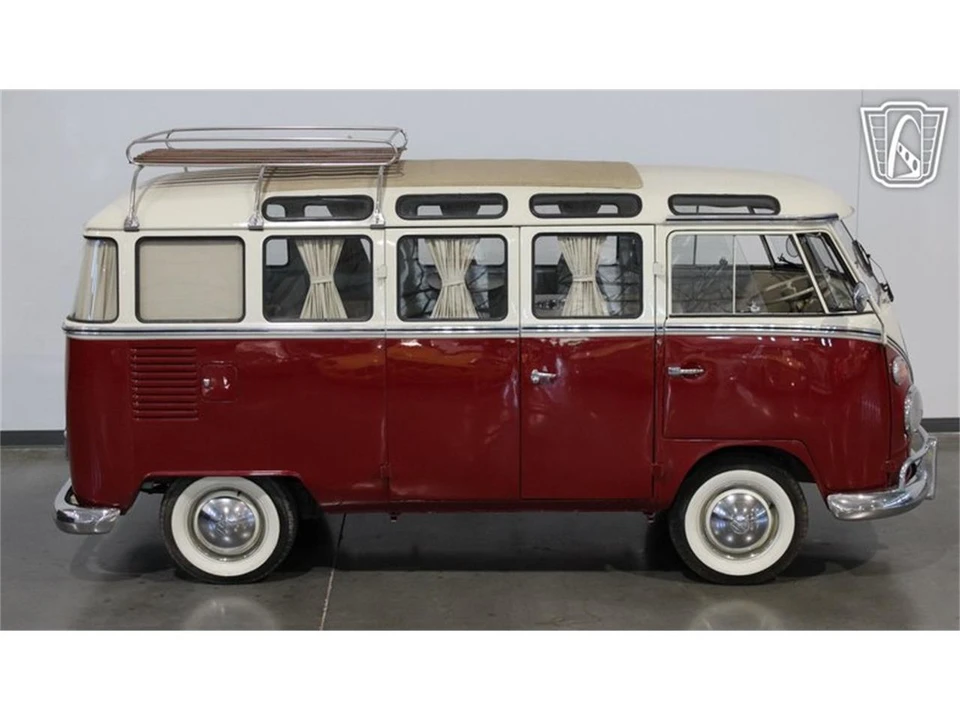 1969 Volkswagen Bay-Window Bus - Image 19 of 31