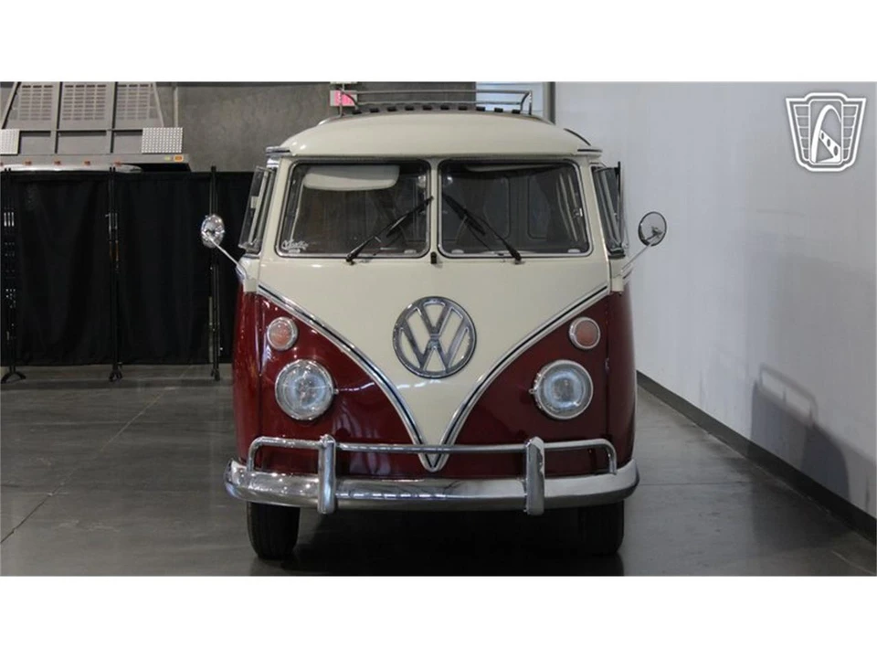 1969 Volkswagen Bay-Window Bus - Image 25 of 31