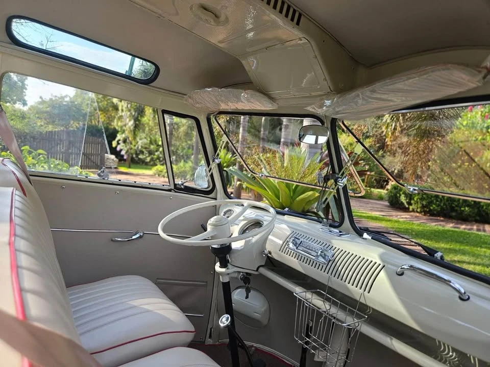 1969 Volkswagen Bay-Window Bus - Image 18 of 19
