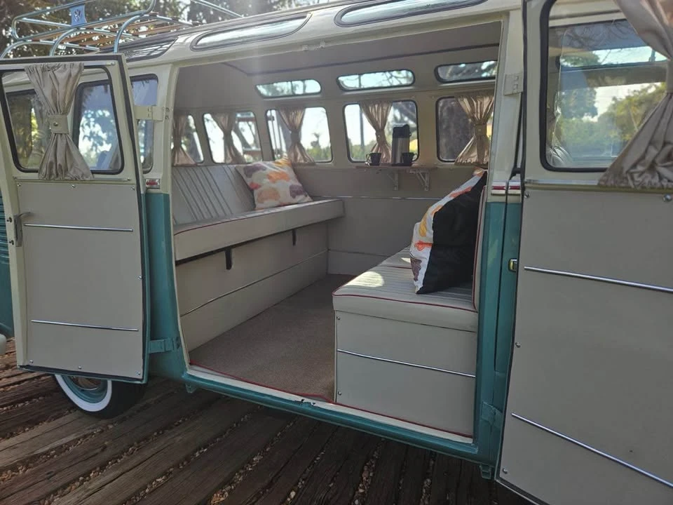 1969 Volkswagen Bay-Window Bus - Image 11 of 19