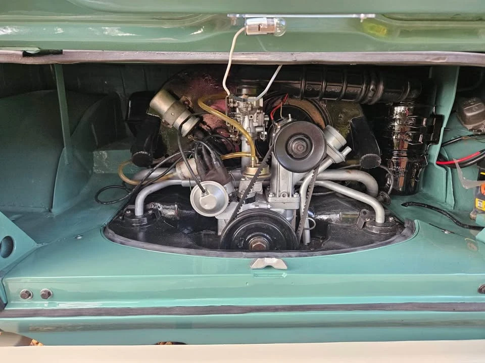 1969 Volkswagen Bay-Window Bus - Image 7 of 19
