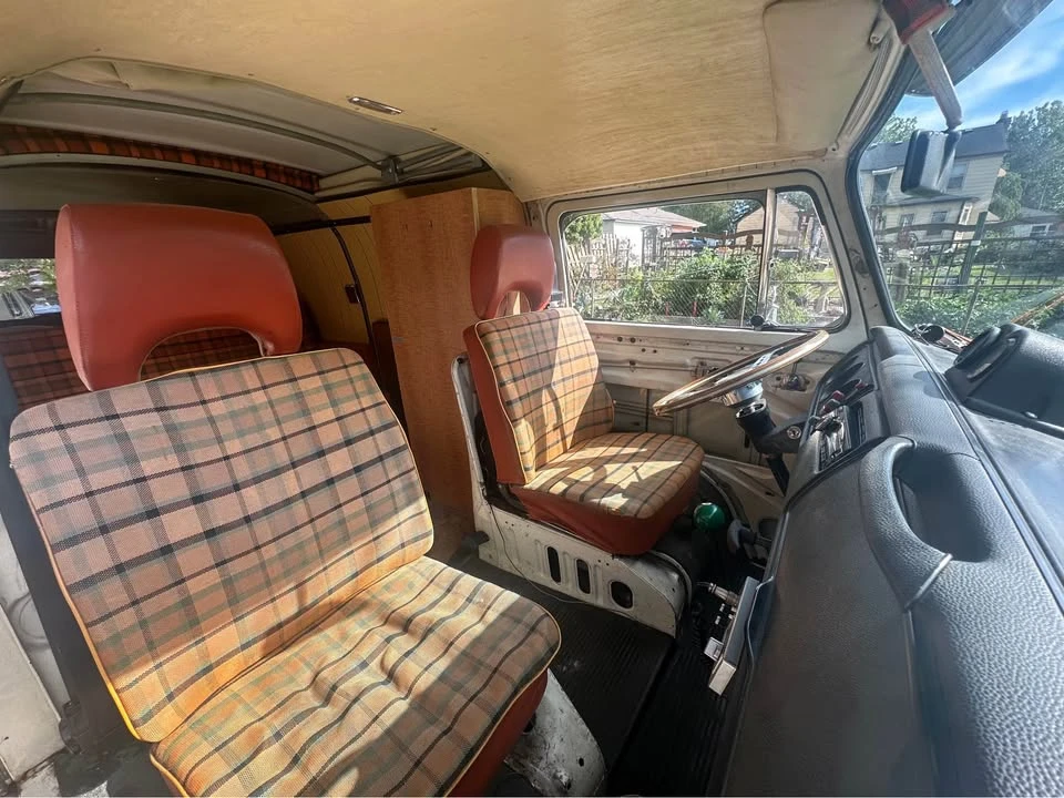 1969 Volkswagen Bay-Window Bus - Image 4 of 12
