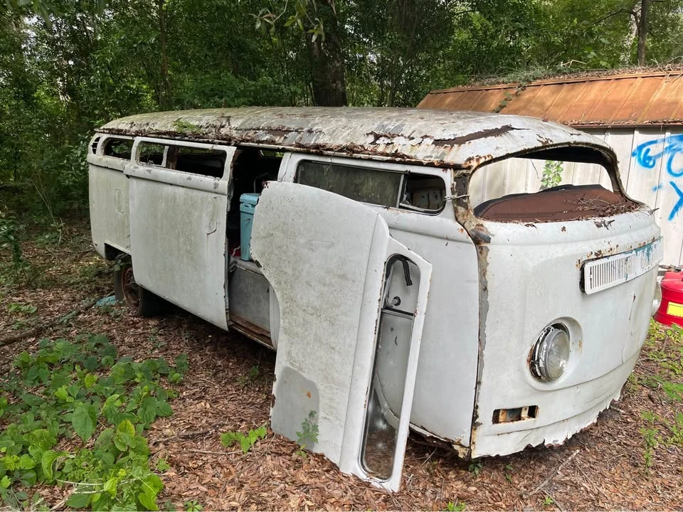 1969 Volkswagen Bay-Window Bus - Image 2 of 4