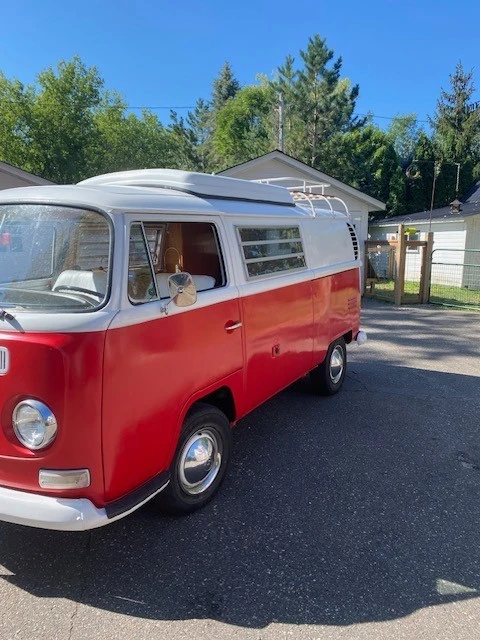 1969 Volkswagen Bay-Window Bus - Image 6 of 21