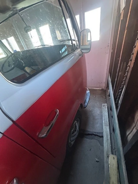 1969 Volkswagen Bay-Window Bus - Image 10 of 21