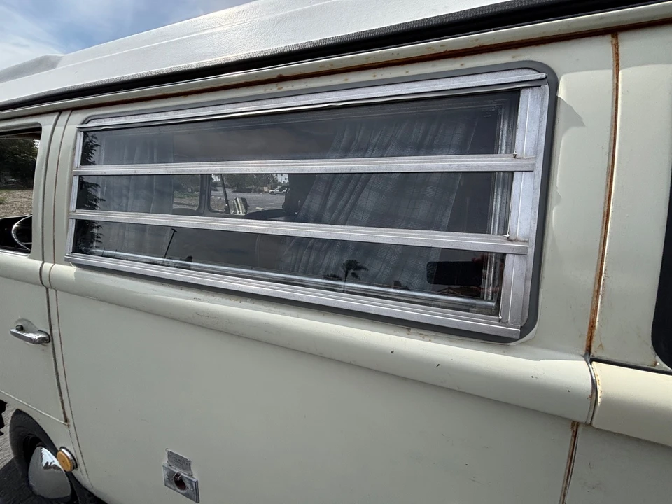 1969 Volkswagen Bay-Window Camper - Image 14 of 21