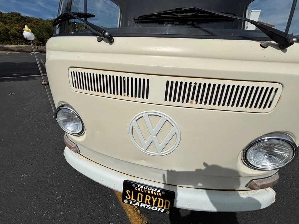 1969 Volkswagen Bay-Window Camper - Image 10 of 21
