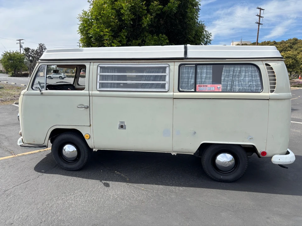 1969 Volkswagen Bay-Window Camper - Image 5 of 21