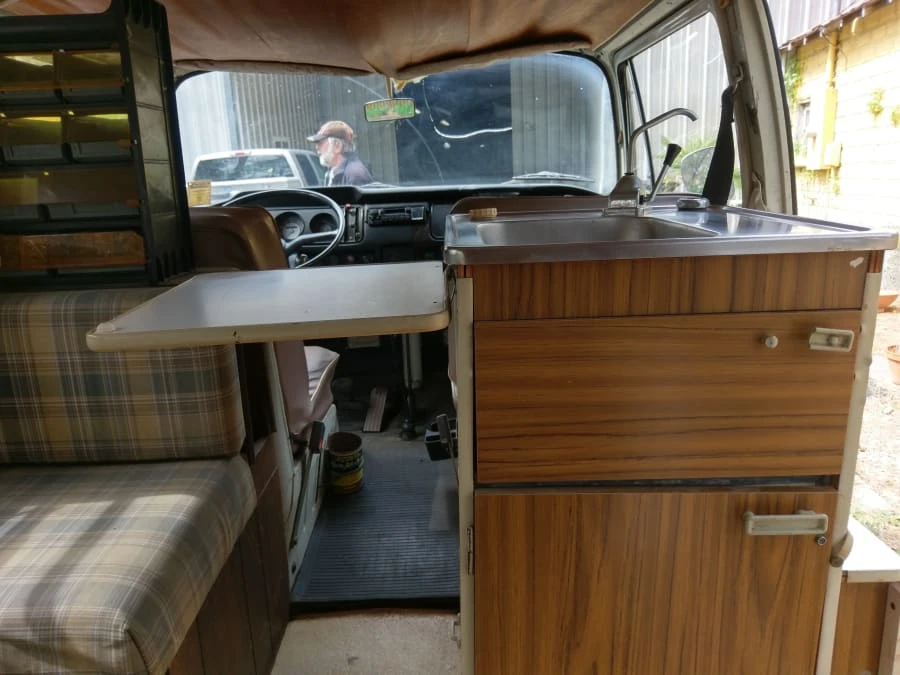 1969 Volkswagen Bay-Window Camper - Image 6 of 10