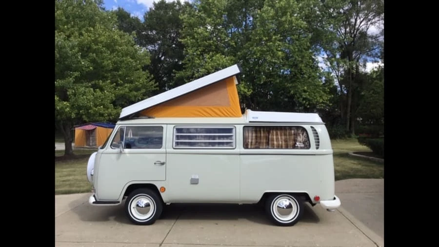 1969 Volkswagen Bay-Window Camper - Image 2 of 12