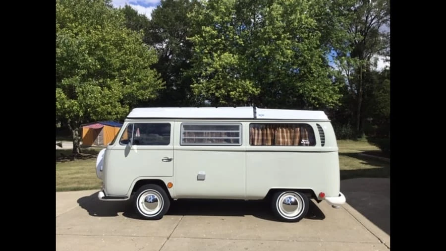 1969 Volkswagen Bay-Window Camper - Image 5 of 12