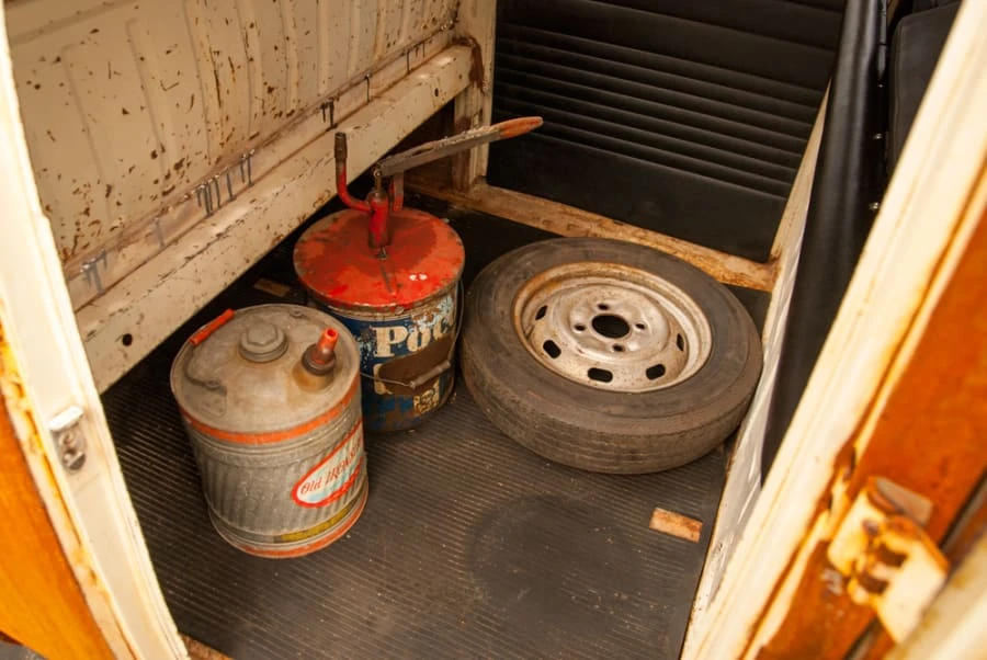 1969 Volkswagen Bay-Window Pickup - Image 5 of 6