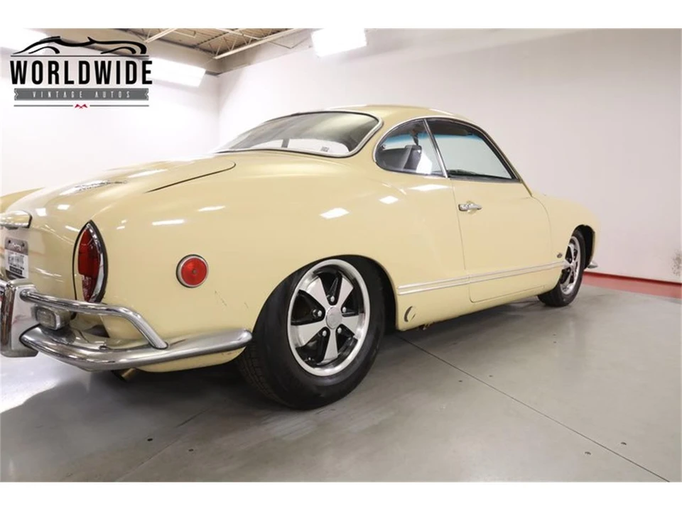 1969 Volkswagen Karmann Ghia Type 14 - Image 25 of 31