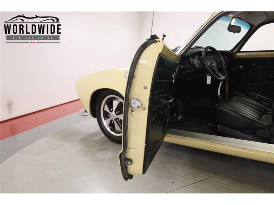 1969 Volkswagen Karmann Ghia Type 14 - Image 27 of 31