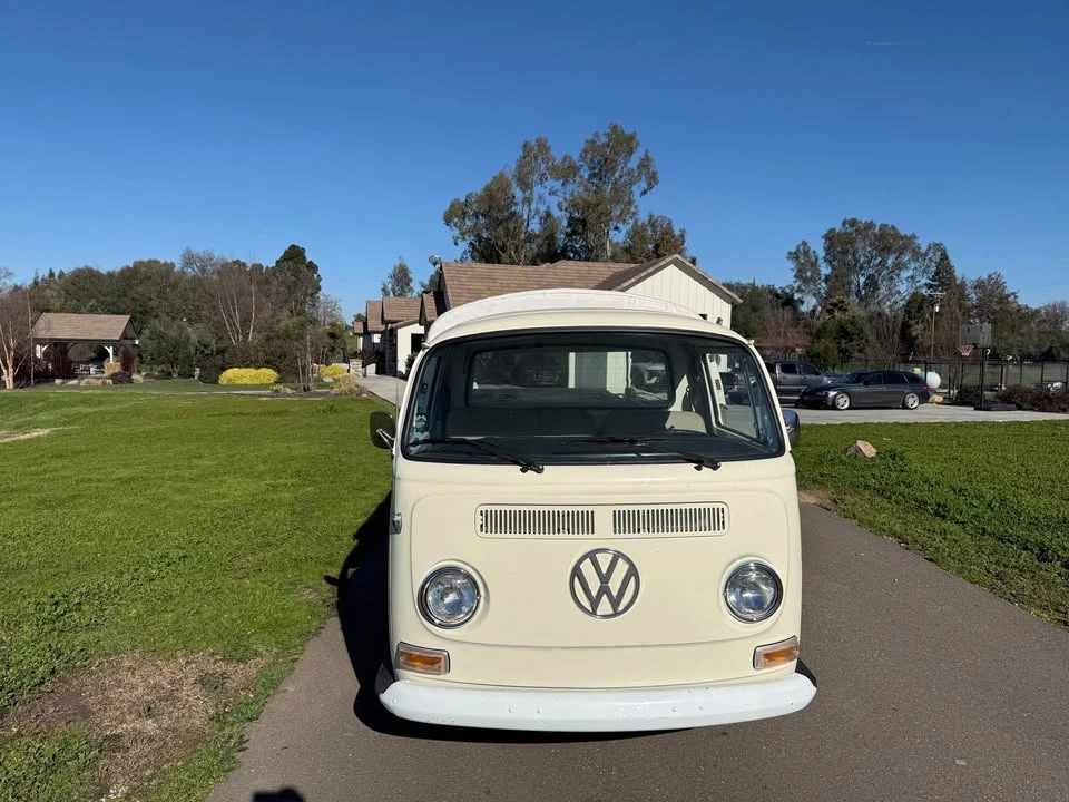 1969 Volkswagen Bay-Window Pickup - Image 9 of 17