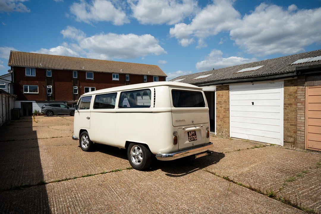 1969 Volkswagen Bay-Window Camper - Image 11 of 30