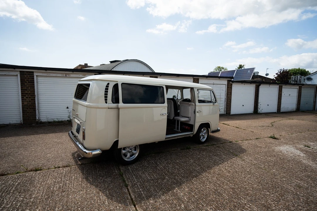 1969 Volkswagen Bay-Window Camper - Image 19 of 30
