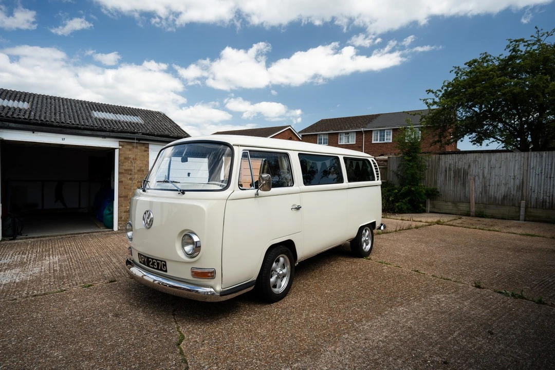 1969 Volkswagen Bay-Window Camper - Image 7 of 30