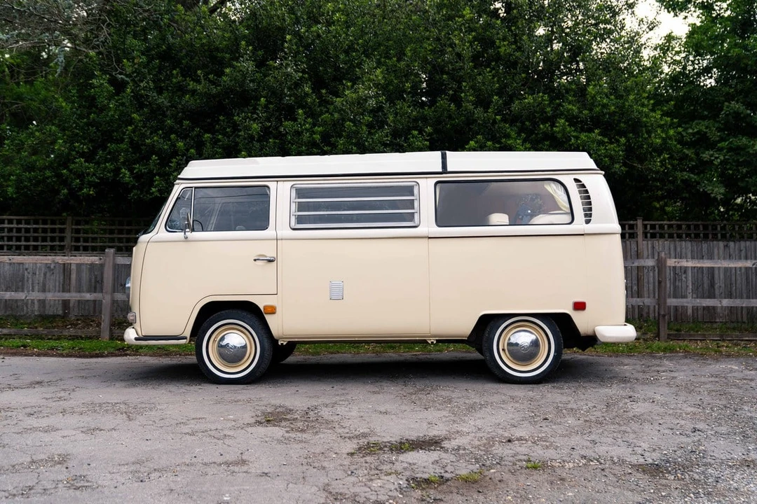 1969 Volkswagen Bay-Window Camper - Image 22 of 30