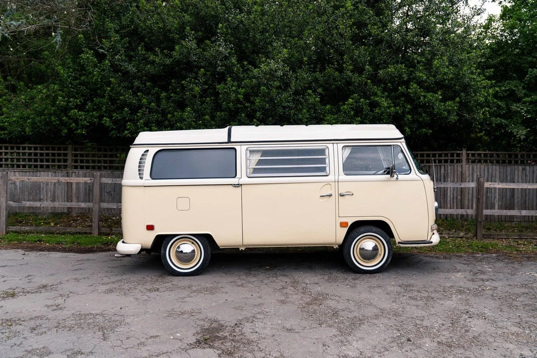 1969 Volkswagen Bay-Window Camper - Image 24 of 30