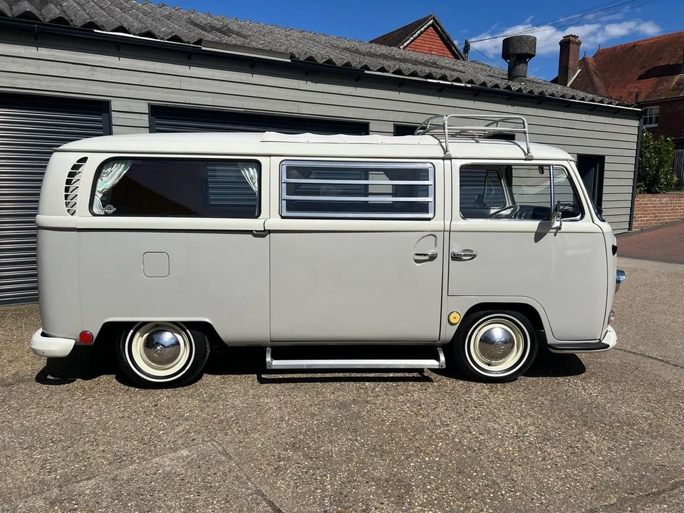 1968 Volkswagen Bay-Window Bus - Image 7 of 30