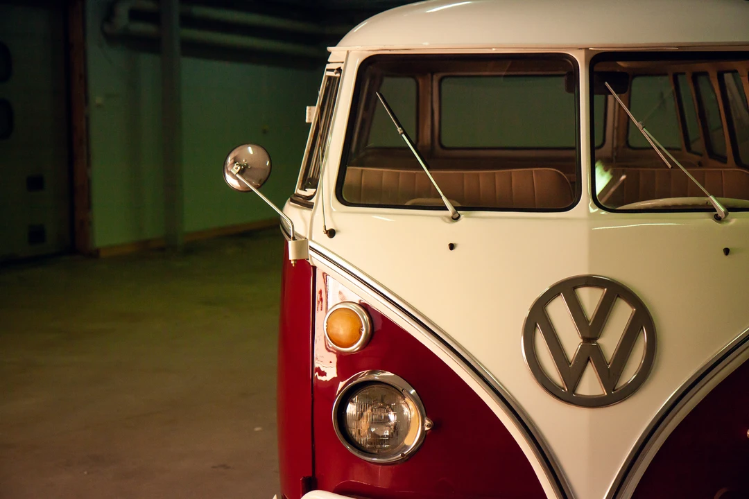 1969 Volkswagen Split-Window Bus - Image 14 of 31