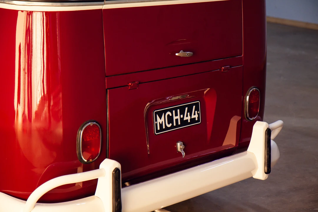 1969 Volkswagen Split-Window Bus - Image 30 of 31