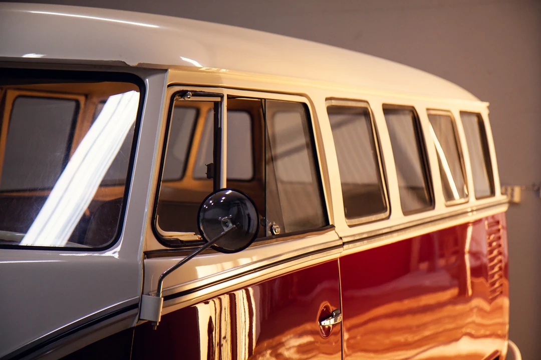 1969 Volkswagen Split-Window Bus - Image 23 of 31