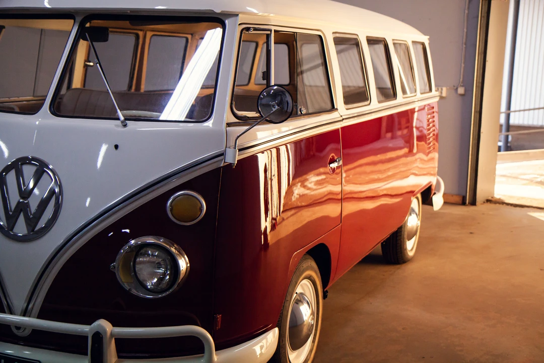 1969 Volkswagen Split-Window Bus - Image 24 of 31