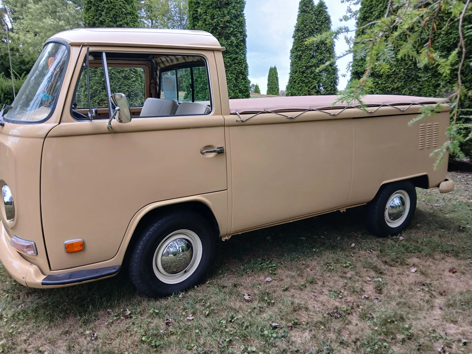 1969 Volkswagen Bay-Window Pickup - Image 19 of 31