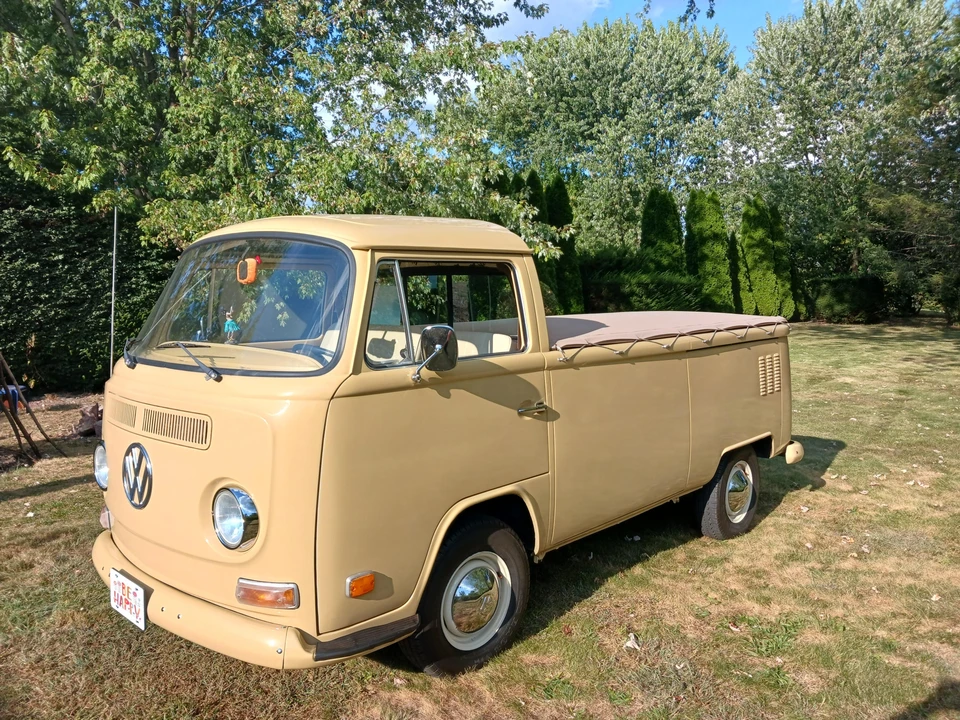 1969 Volkswagen Bay-Window Pickup - Image 9 of 31