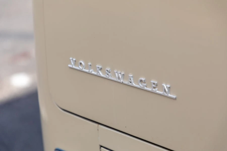 1969 Volkswagen Bay-Window Bus - Image 7 of 24