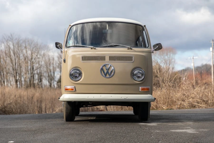 1969 Volkswagen Bay-Window Bus - Image 4 of 24
