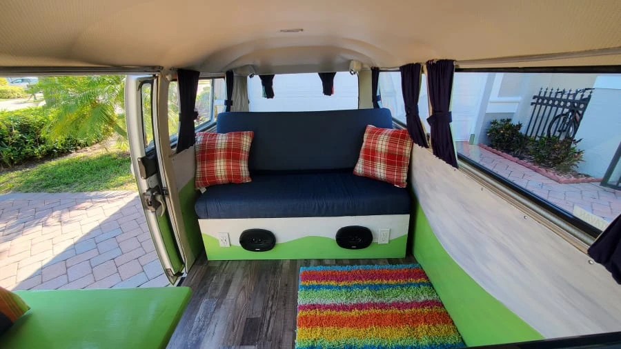 1969 Volkswagen Bay-Window Bus - Image 9 of 24