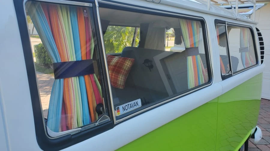 1969 Volkswagen Bay-Window Bus - Image 17 of 24
