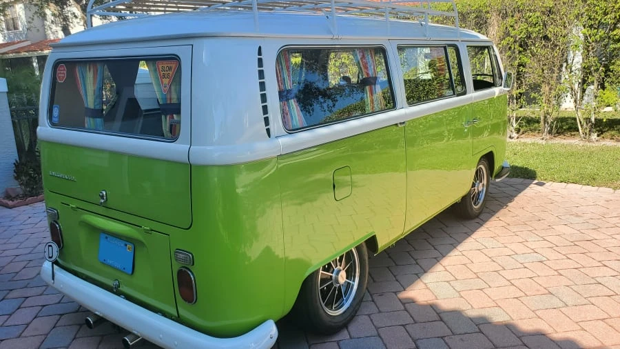 1969 Volkswagen Bay-Window Bus - Image 22 of 24