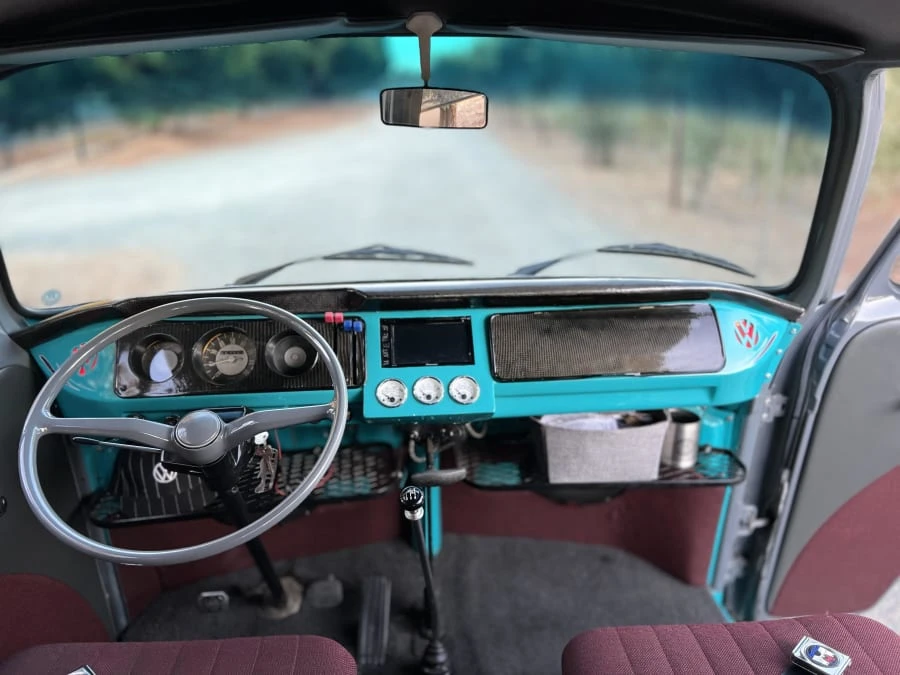 1969 Volkswagen Bay-Window Bus - Image 17 of 28
