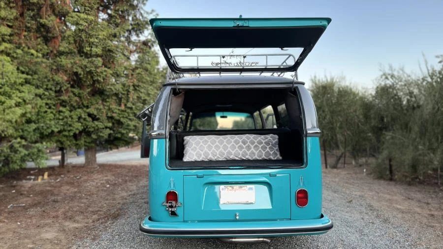 1969 Volkswagen Bay-Window Bus - Image 4 of 28