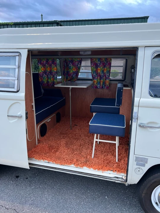 1969 Volkswagen Bay-Window Bus - Image 3 of 5