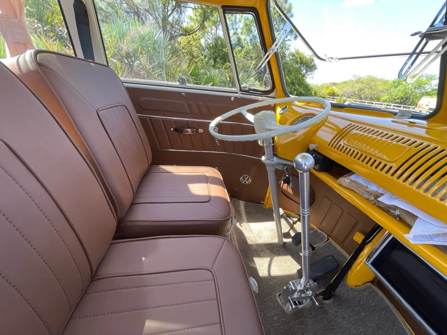 1969 Volkswagen Bay-Window Bus - Image 26 of 31