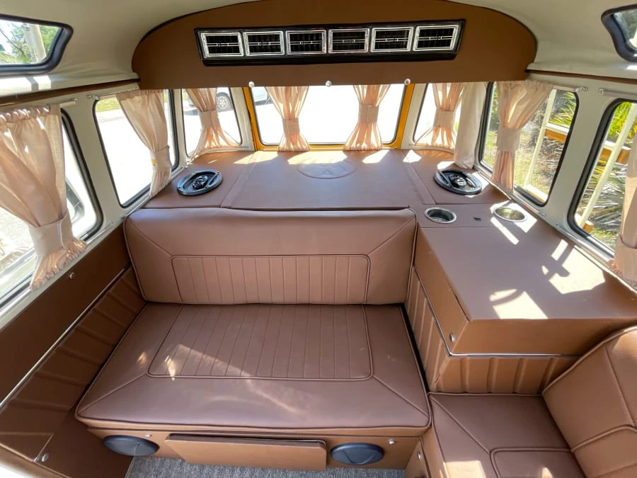 1969 Volkswagen Bay-Window Bus - Image 16 of 31