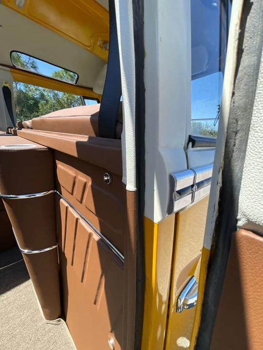 1969 Volkswagen Bay-Window Bus - Image 23 of 31
