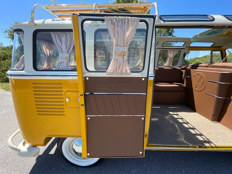 1969 Volkswagen Bay-Window Bus - Image 17 of 31