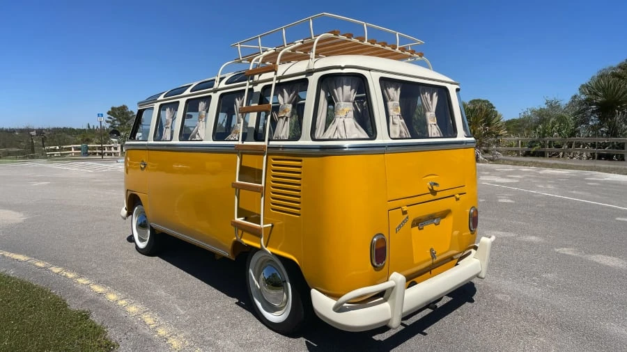 1969 Volkswagen Bay-Window Bus - Image 3 of 31