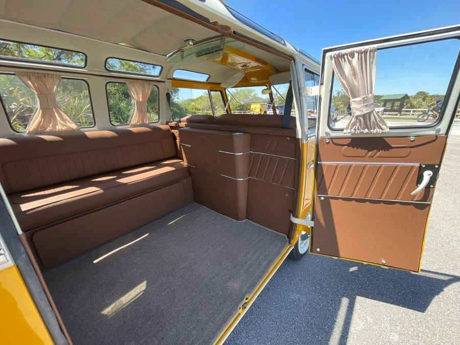 1969 Volkswagen Bay-Window Bus - Image 19 of 31