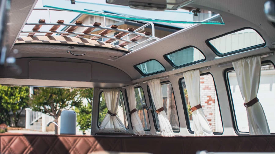 1969 Volkswagen Bay-Window Bus - Image 26 of 31
