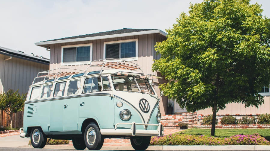 1969 Volkswagen Bay-Window Bus - Image 9 of 30